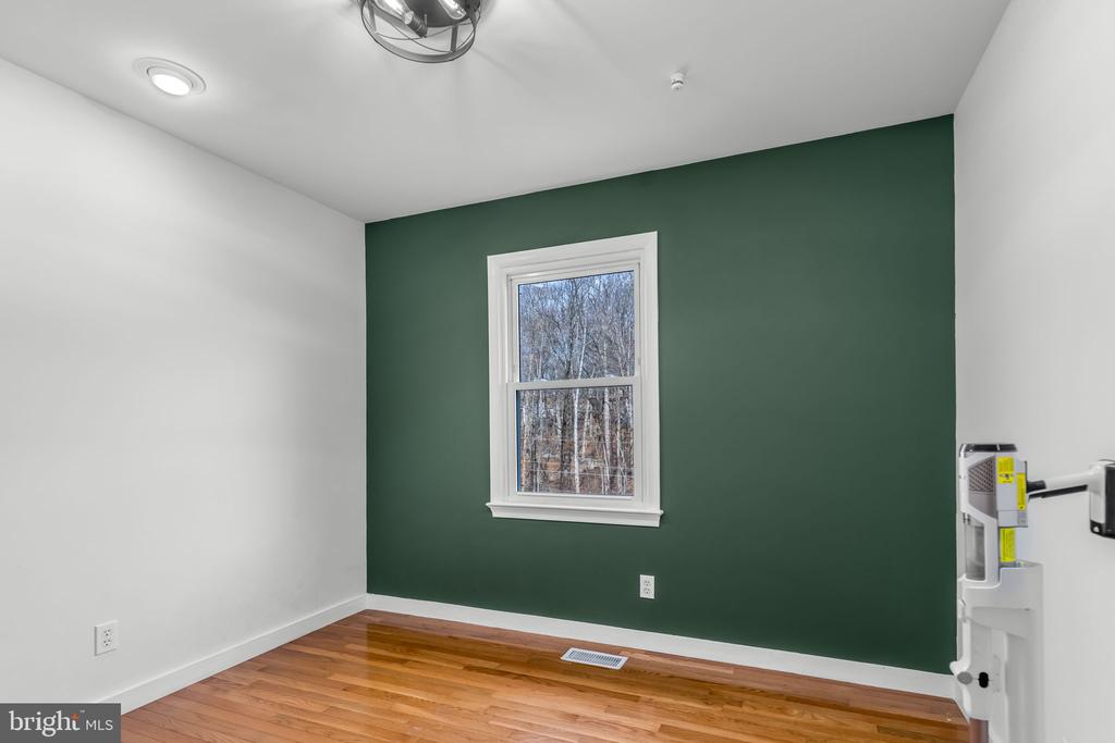 108 COLUMBUS COVE