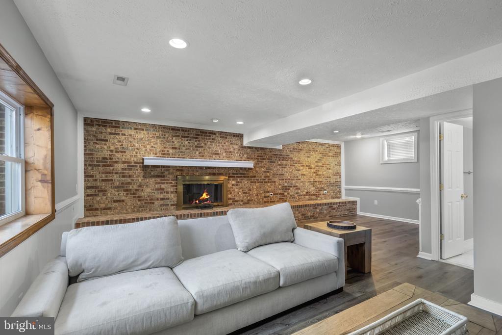108 COLUMBUS COVE