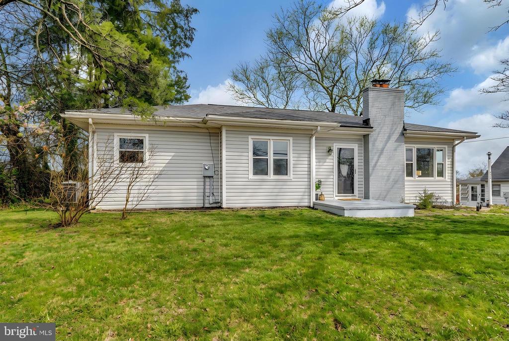 522 WHITE OAK ROAD