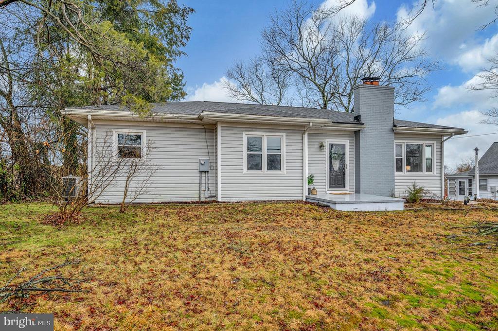 522 WHITE OAK ROAD