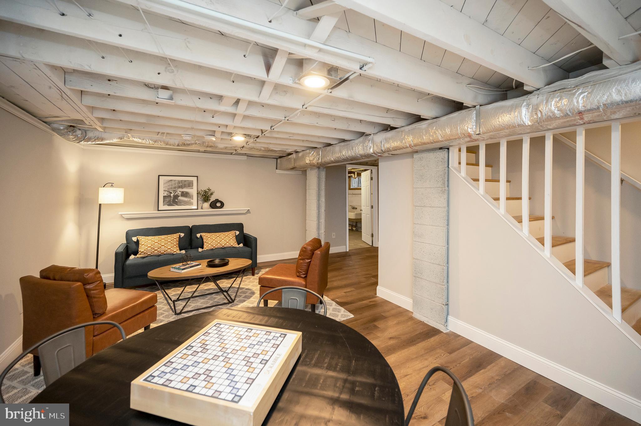 522 WHITE OAK ROAD