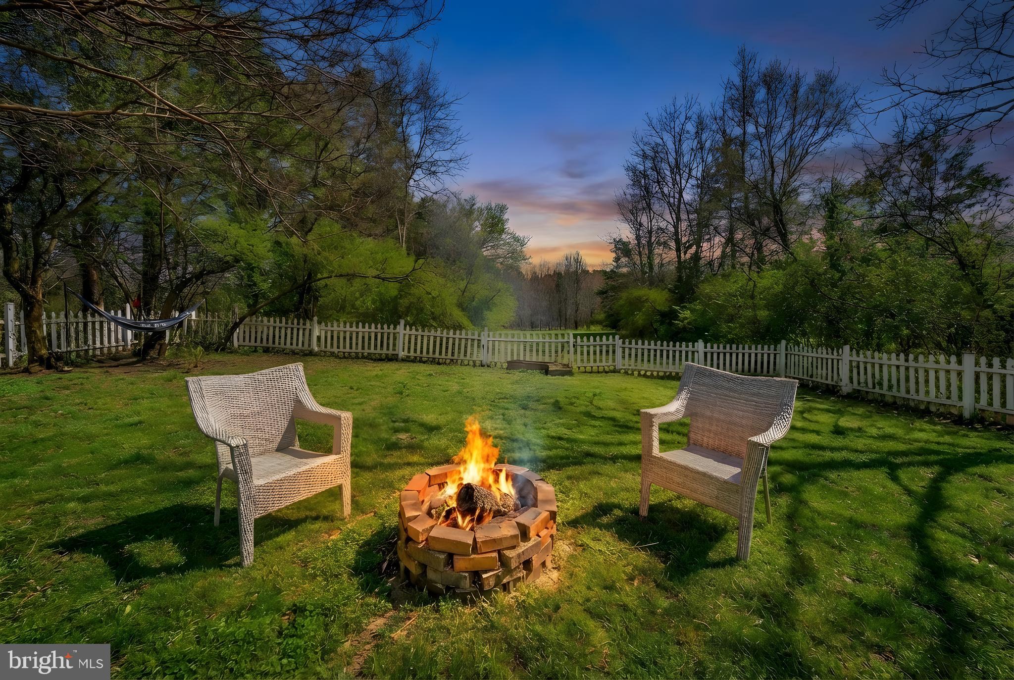 522 WHITE OAK ROAD
