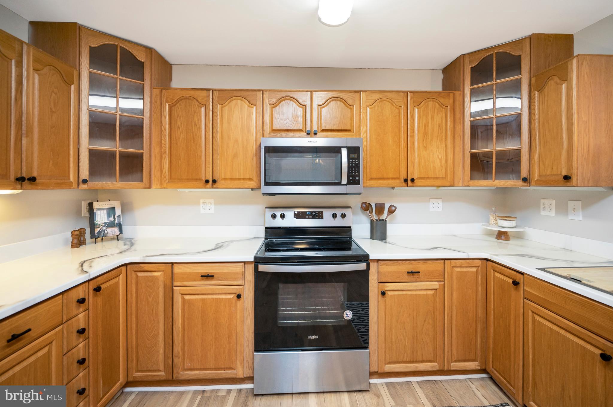 522 WHITE OAK ROAD