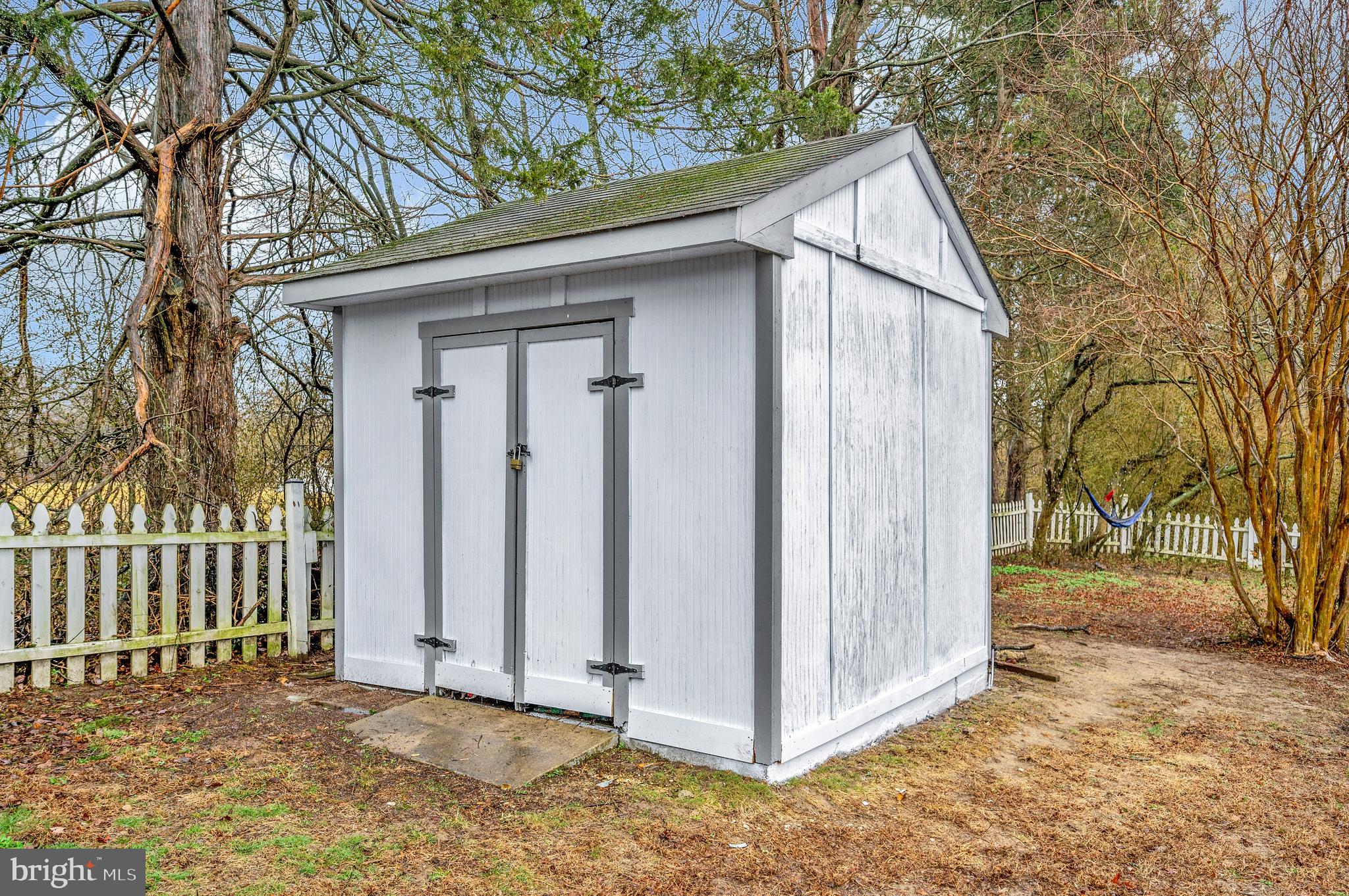 522 WHITE OAK ROAD