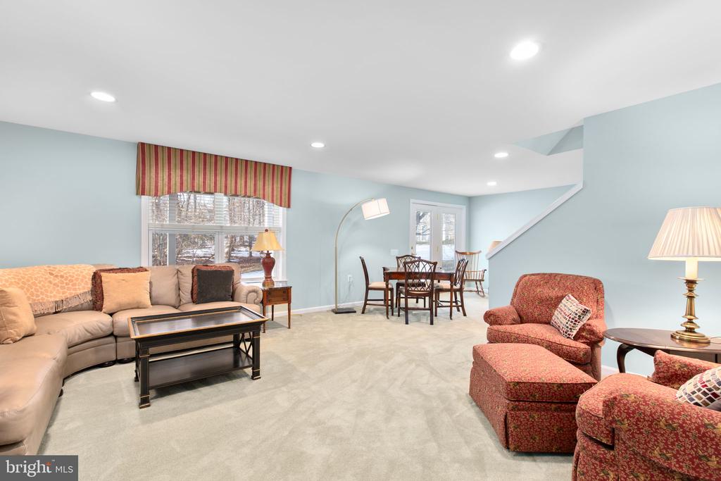 4 COVINGTON DRIVE