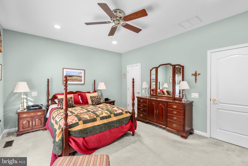 4 COVINGTON DRIVE