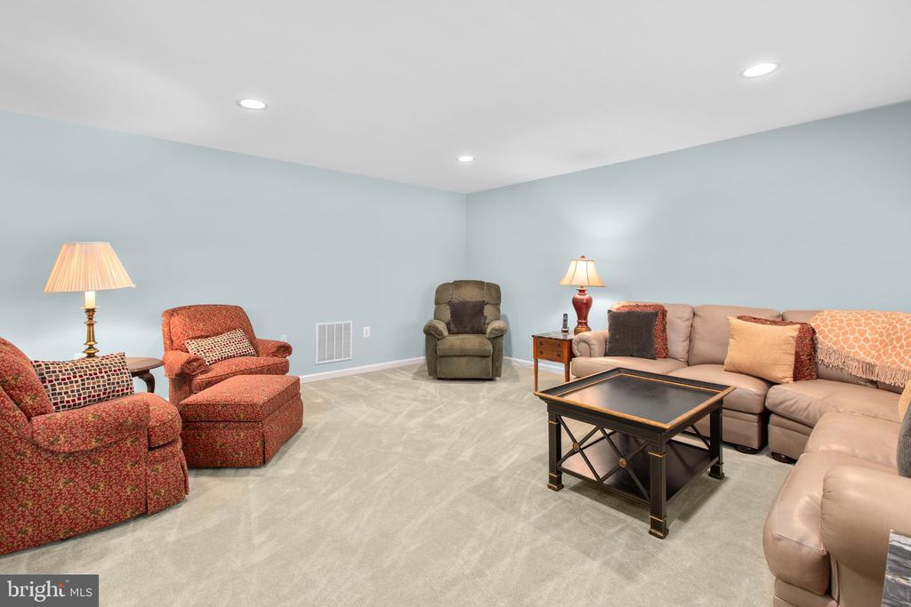 4 COVINGTON DRIVE