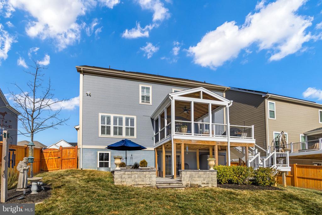 403 SMOKEBUSH DRIVE