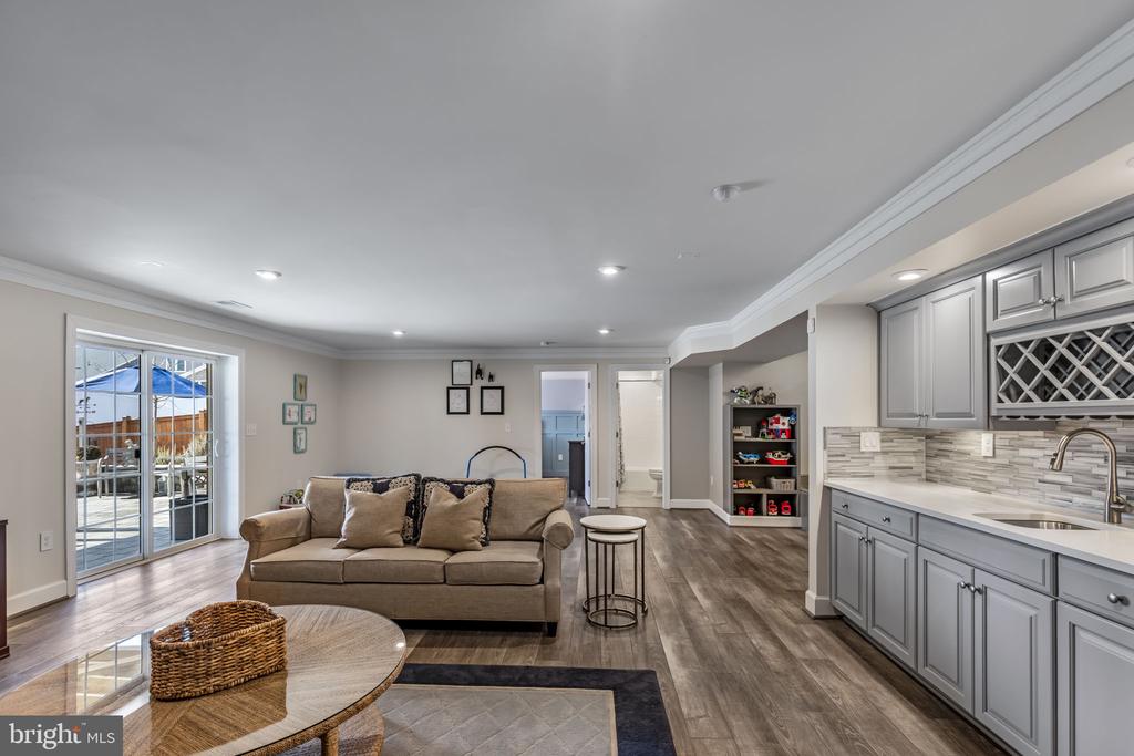 403 SMOKEBUSH DRIVE