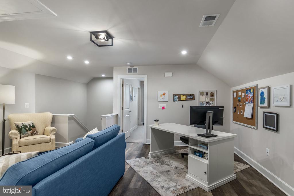 403 SMOKEBUSH DRIVE
