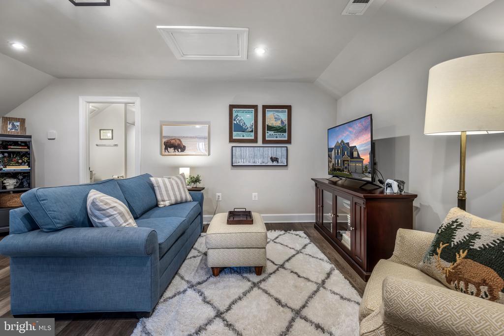 403 SMOKEBUSH DRIVE