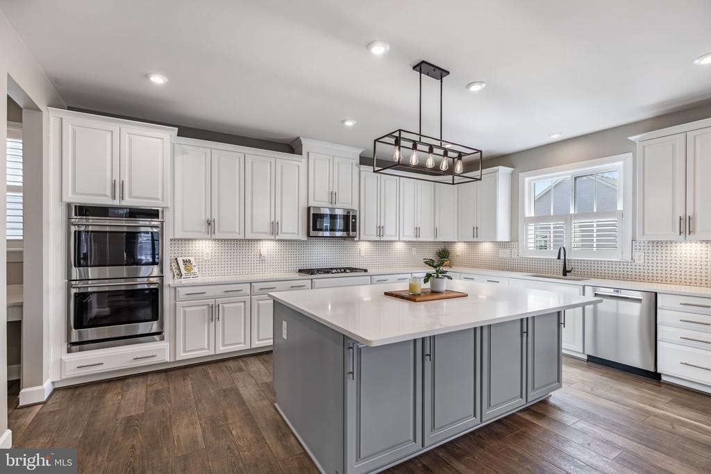 403 SMOKEBUSH DRIVE