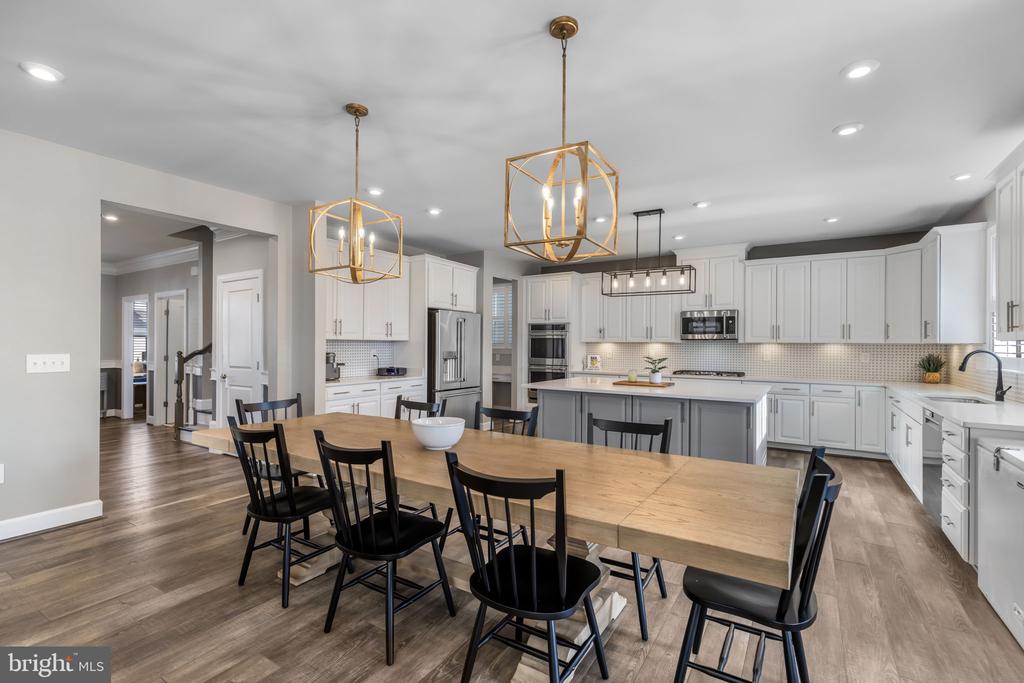 403 SMOKEBUSH DRIVE