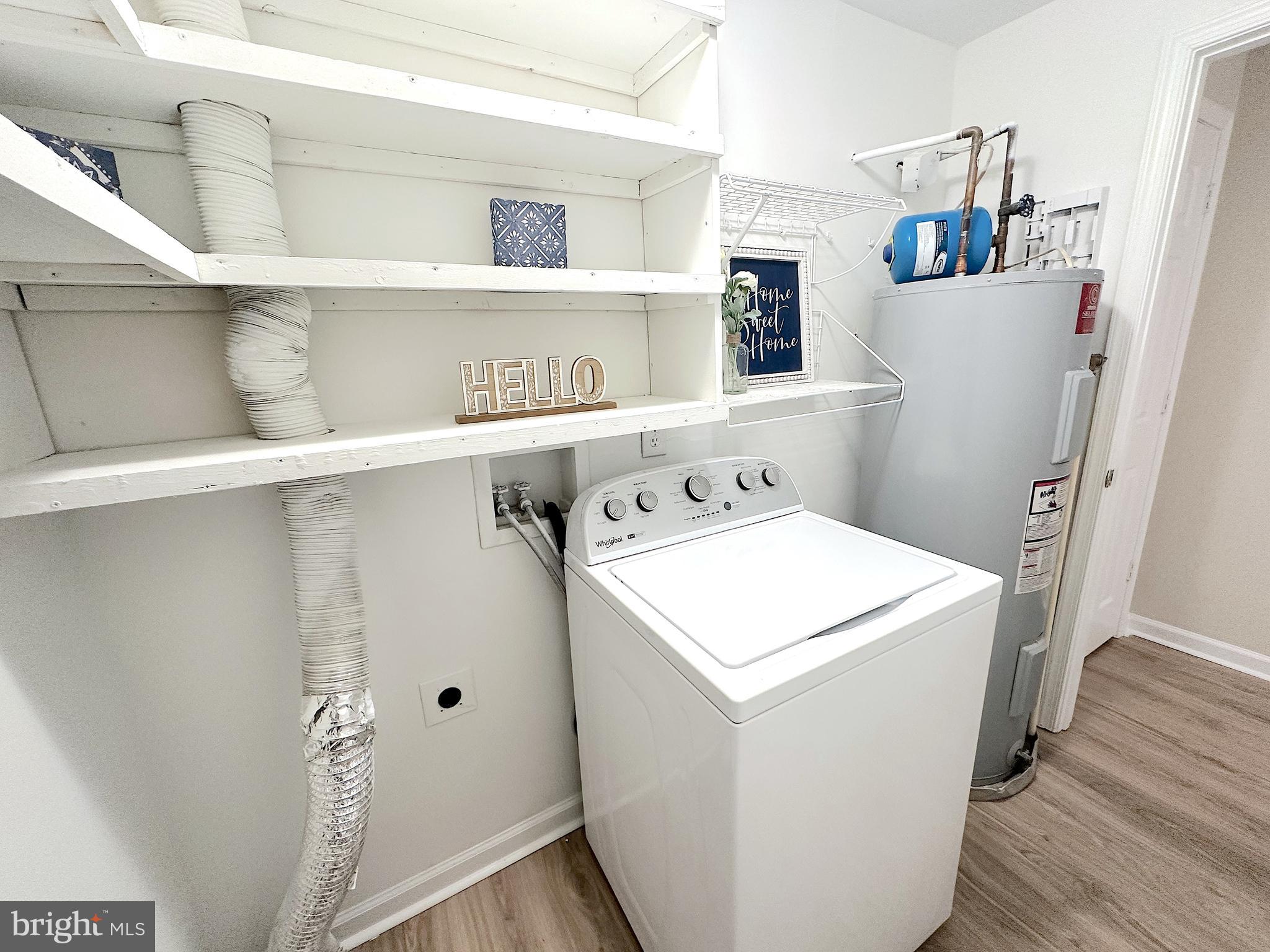 102 GROSVENOR LANE 102