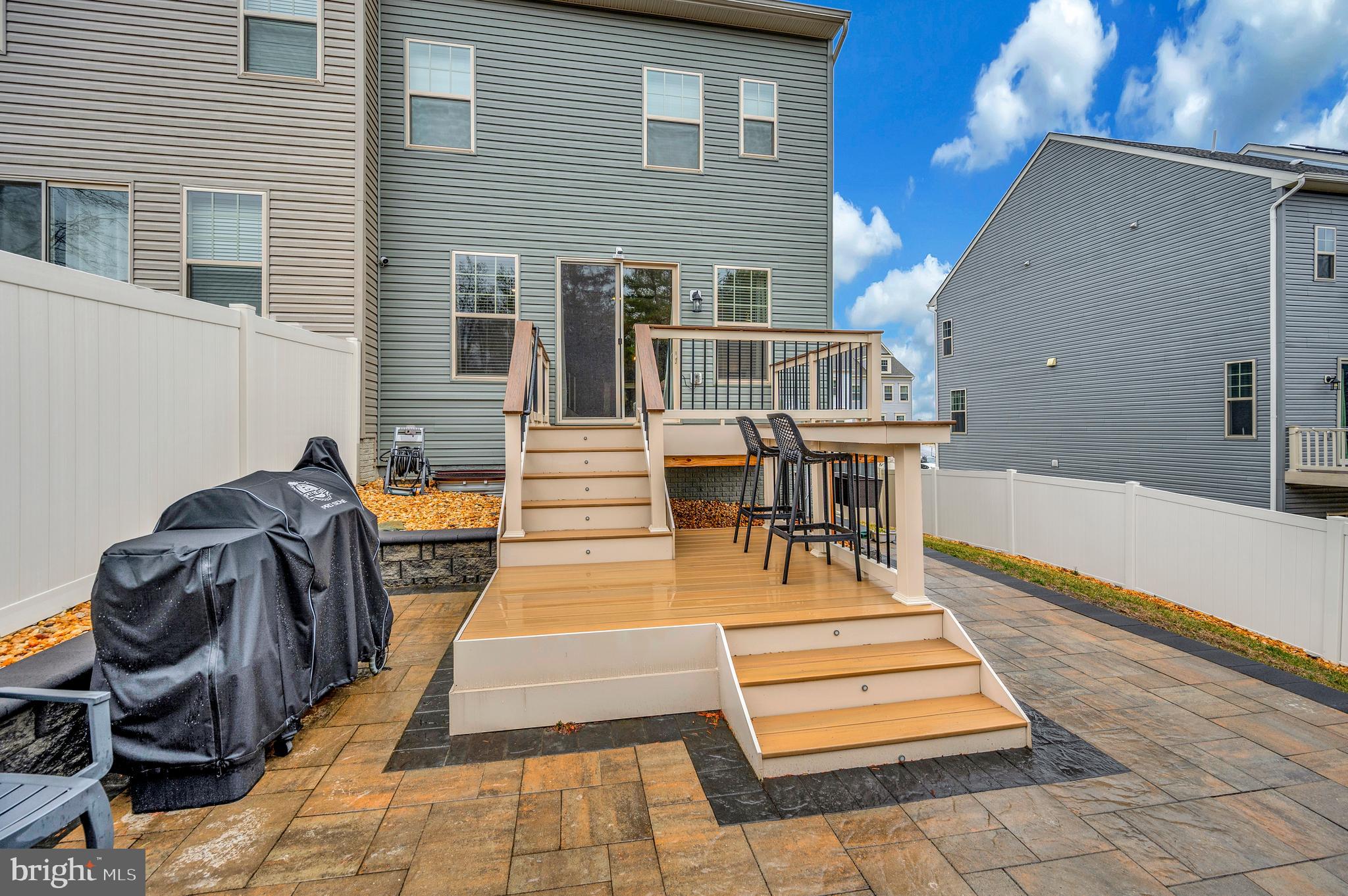 162 SHADED VALLEY COURT