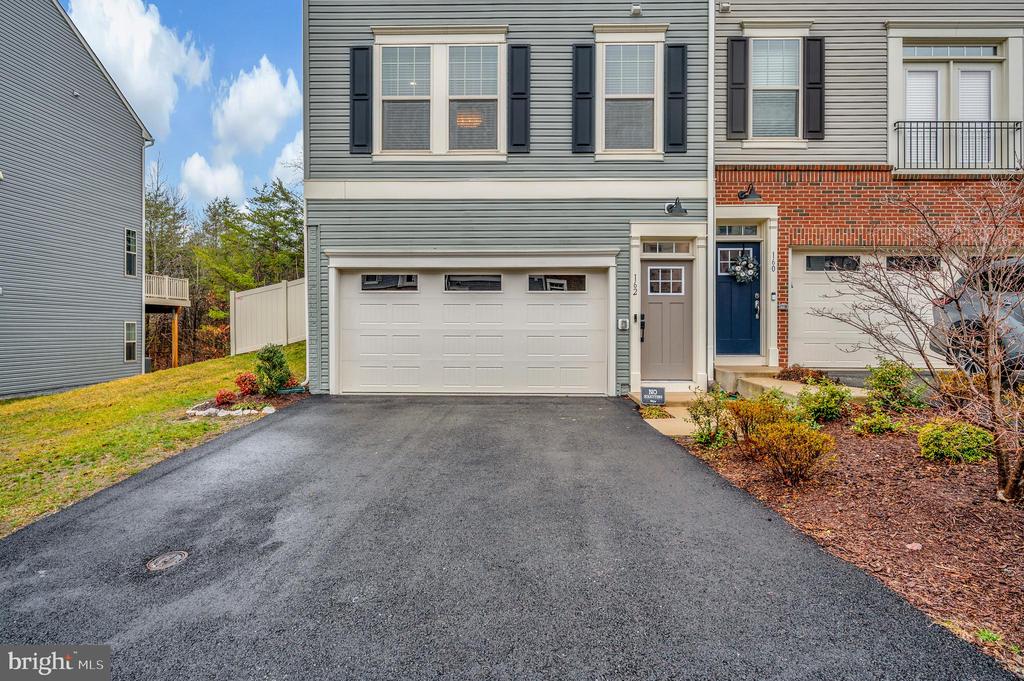 162 SHADED VALLEY COURT