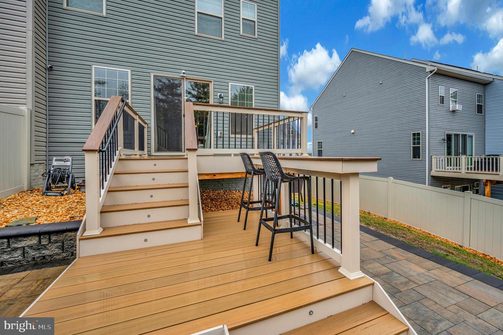 162 SHADED VALLEY COURT