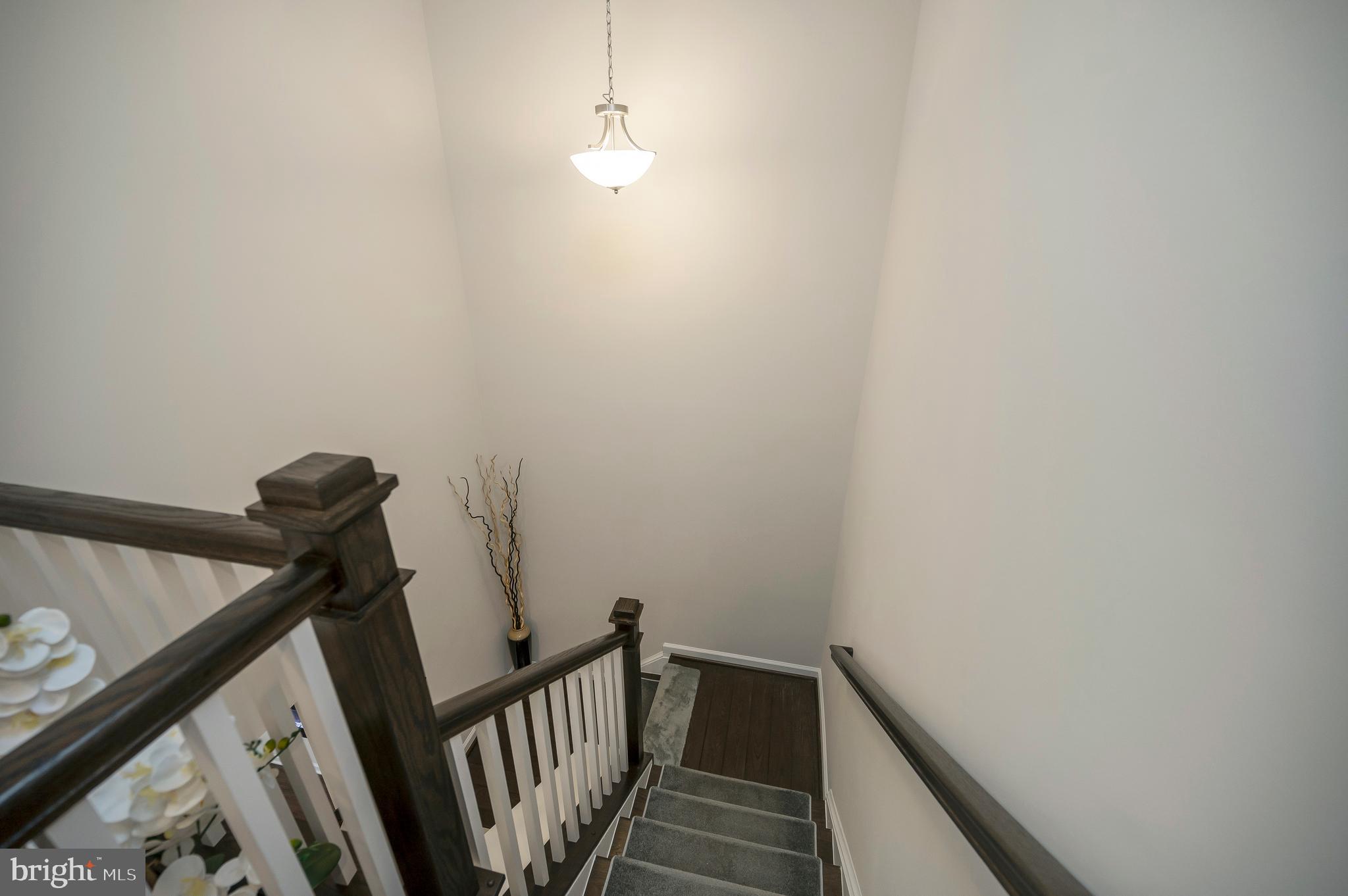 162 SHADED VALLEY COURT