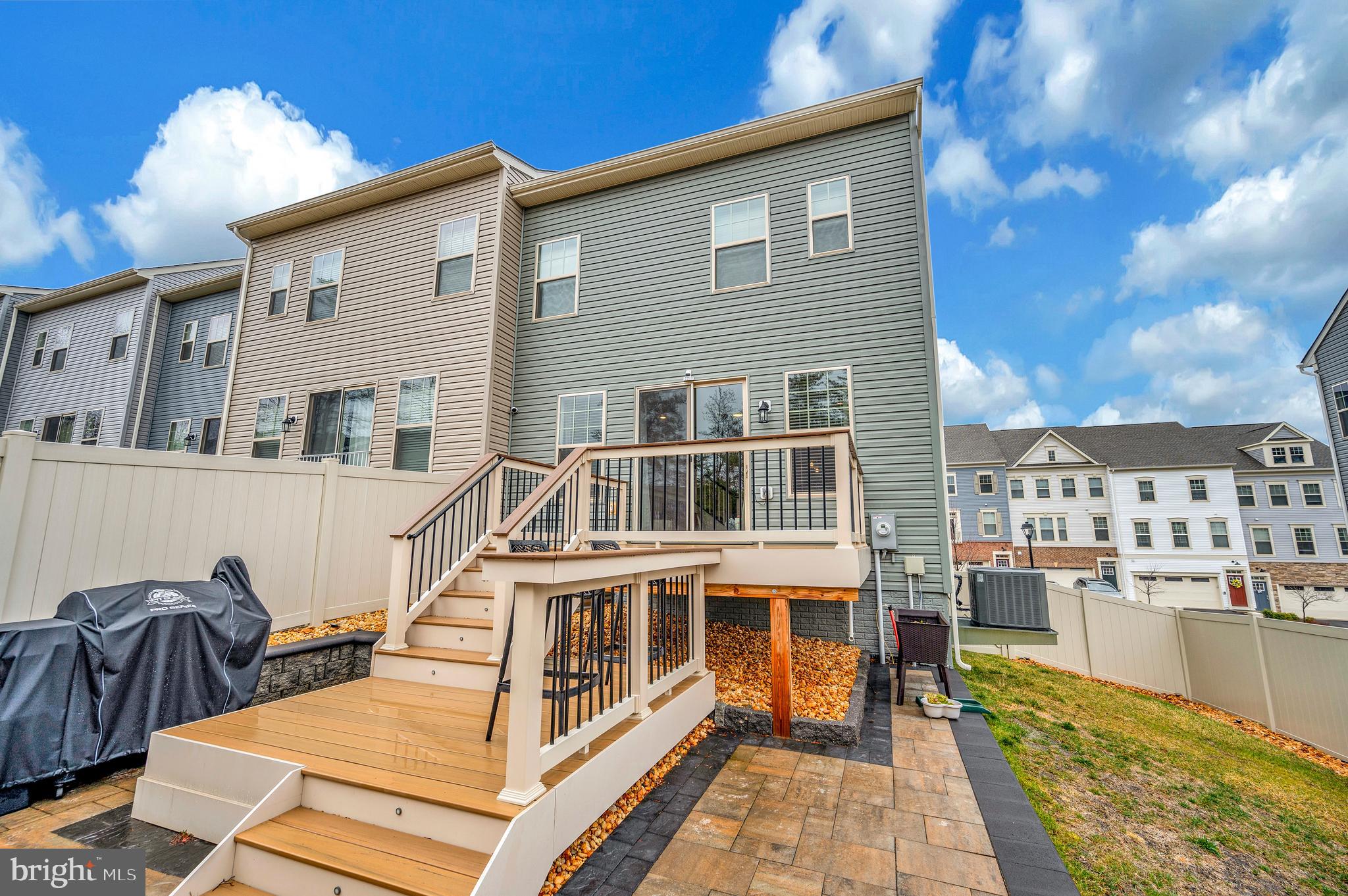 162 SHADED VALLEY COURT