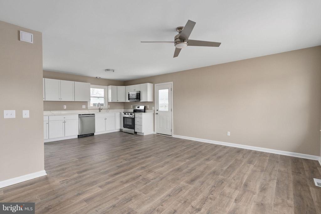 402 SULLIVAN DRIVE