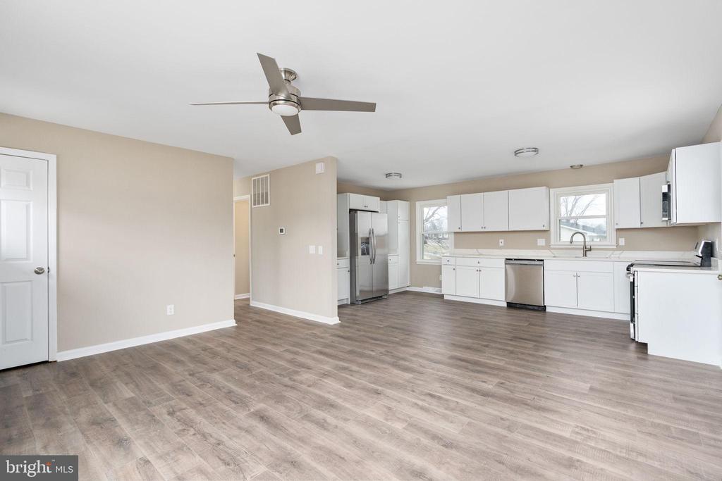 402 SULLIVAN DRIVE