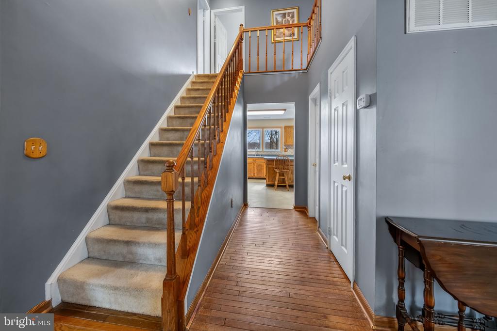 3 SNOW MEADOW LANE
