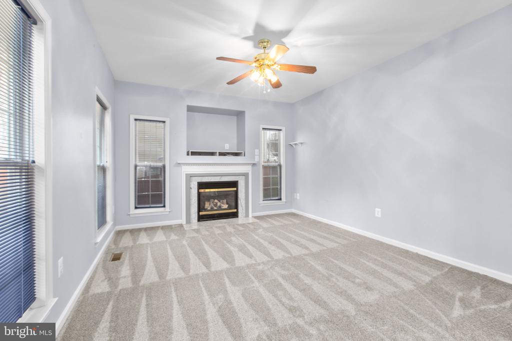 12 BELLS RIDGE DRIVE