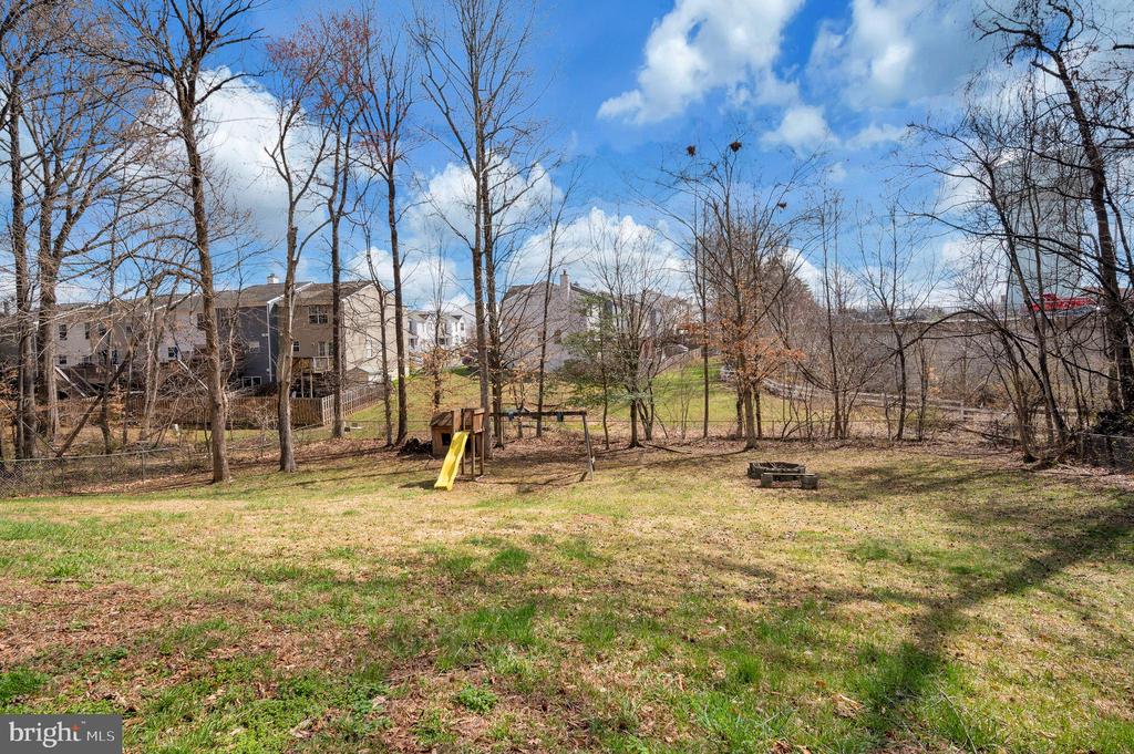 110 DOC STONE ROAD