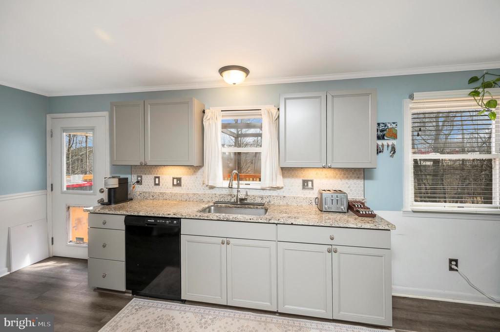 110 DOC STONE ROAD