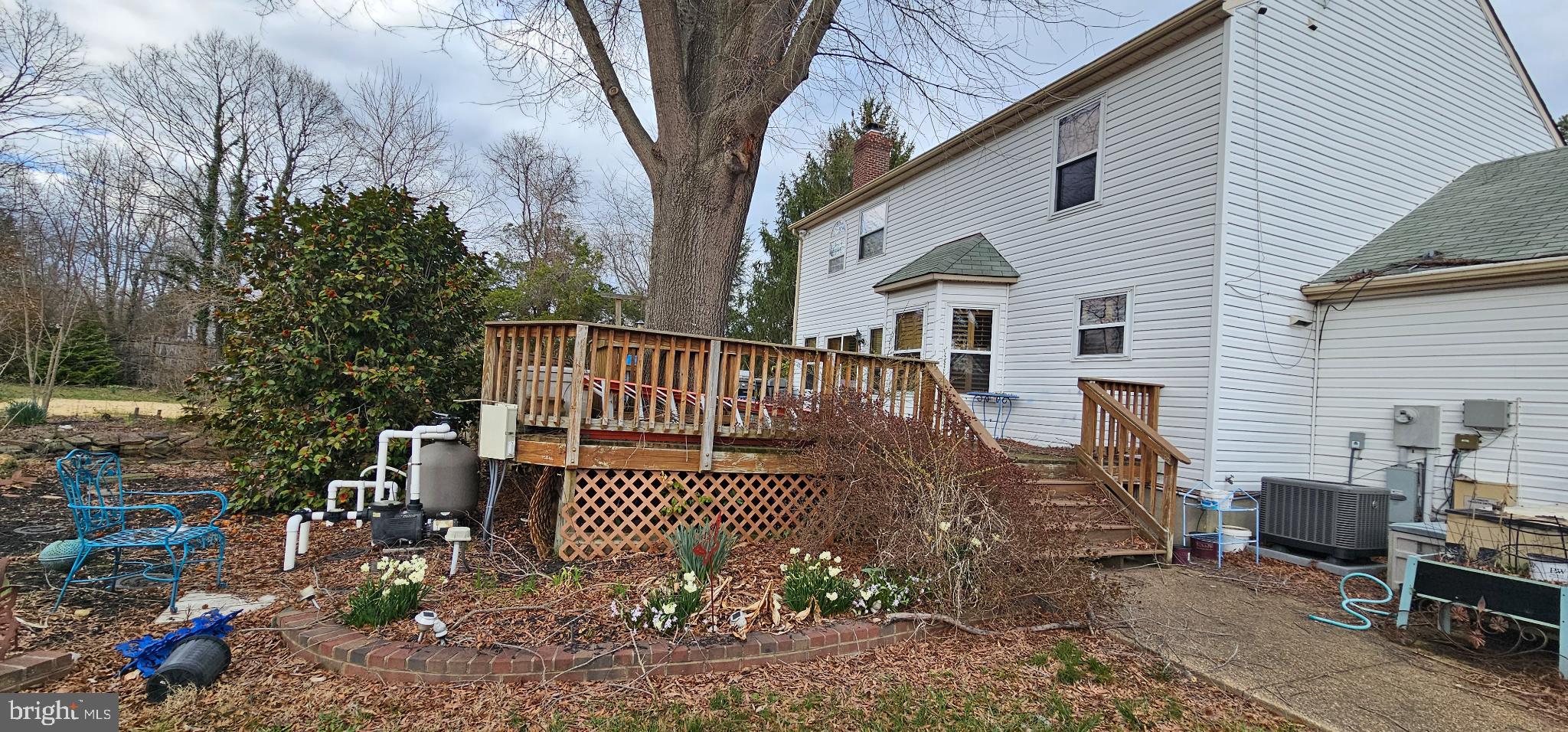 6 INDIAN POINT ROAD