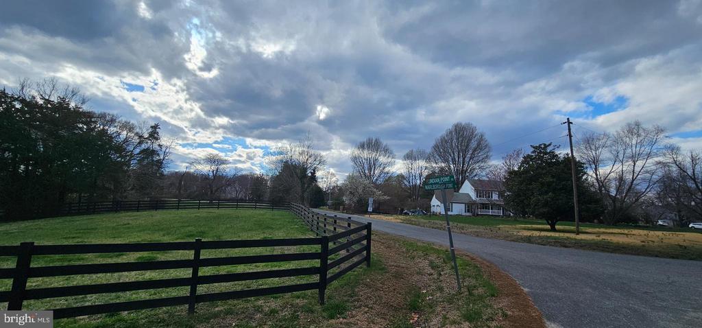 6 INDIAN POINT ROAD