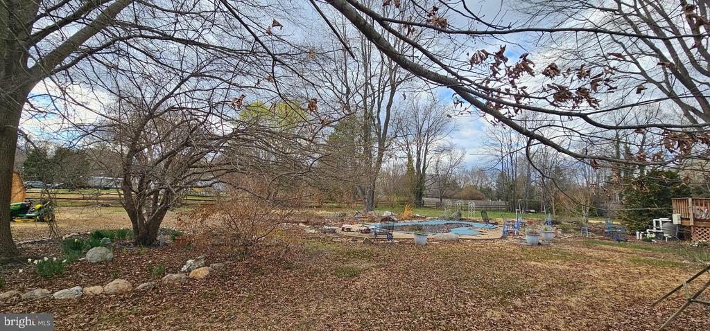 6 INDIAN POINT ROAD