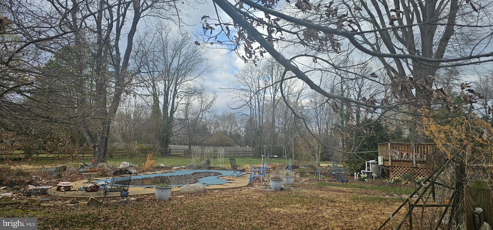 6 INDIAN POINT ROAD