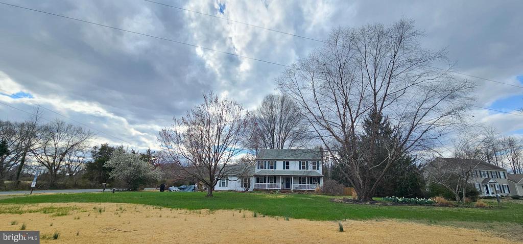 6 INDIAN POINT ROAD