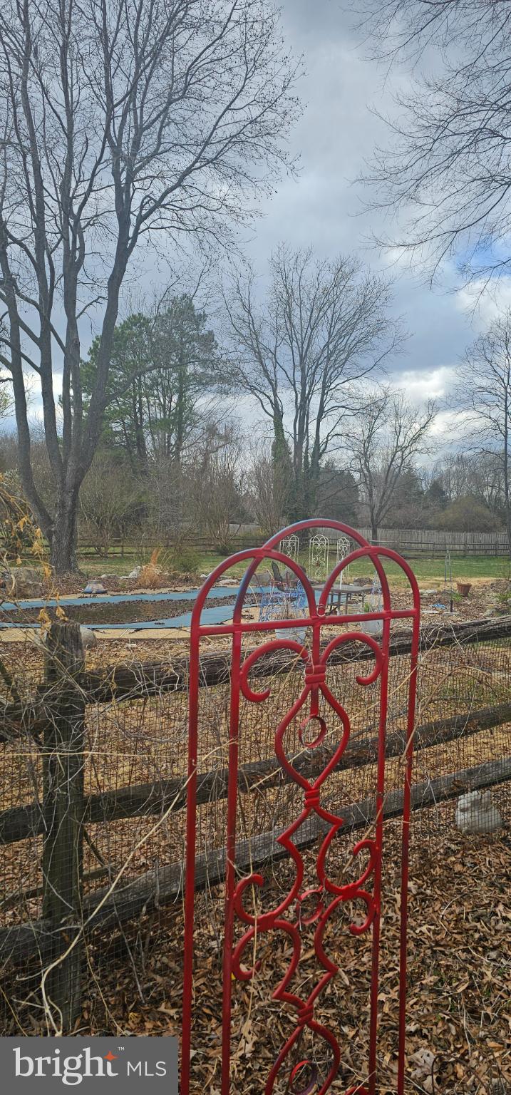 6 INDIAN POINT ROAD