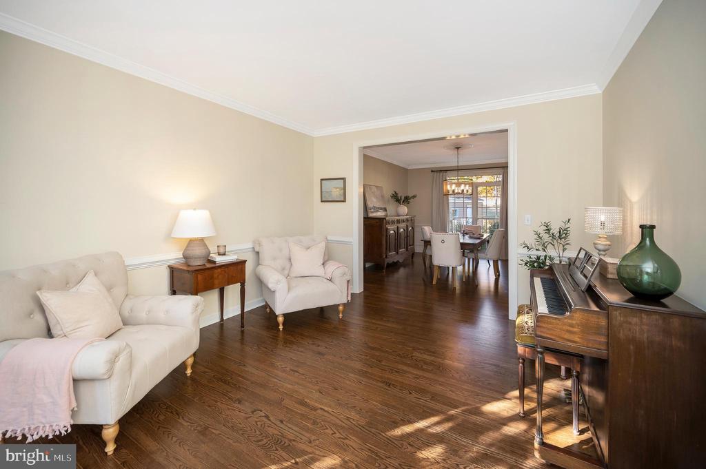 54 LIGHTFOOT DRIVE