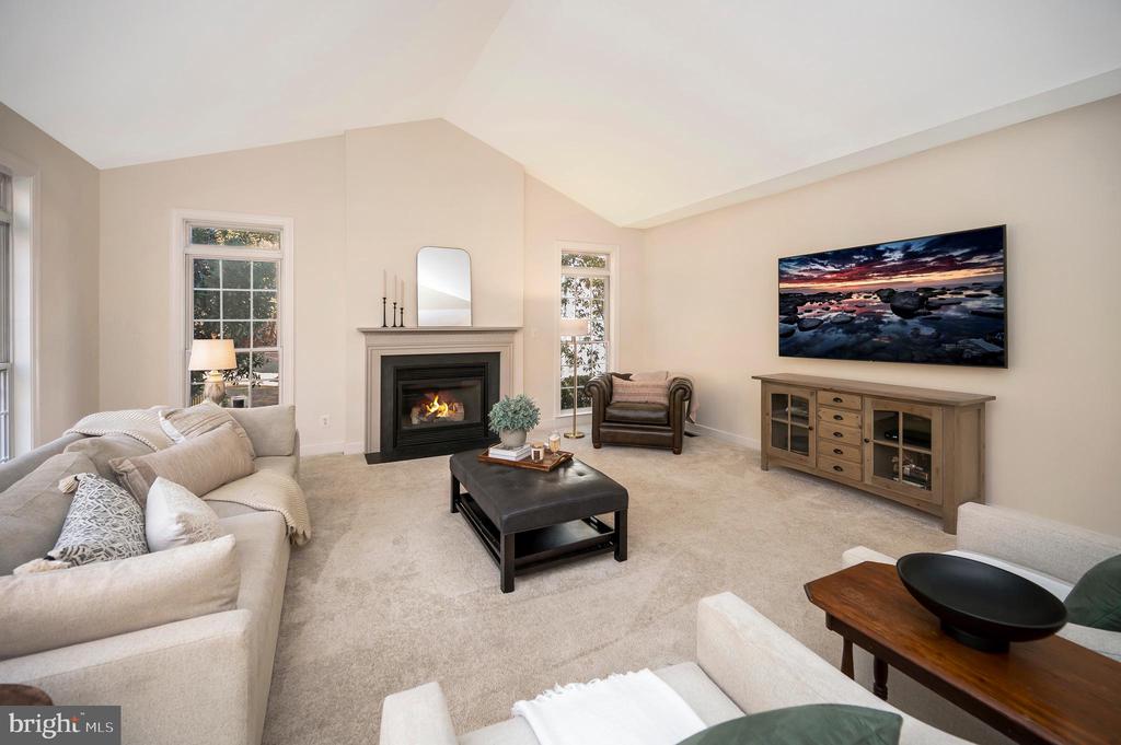 54 LIGHTFOOT DRIVE