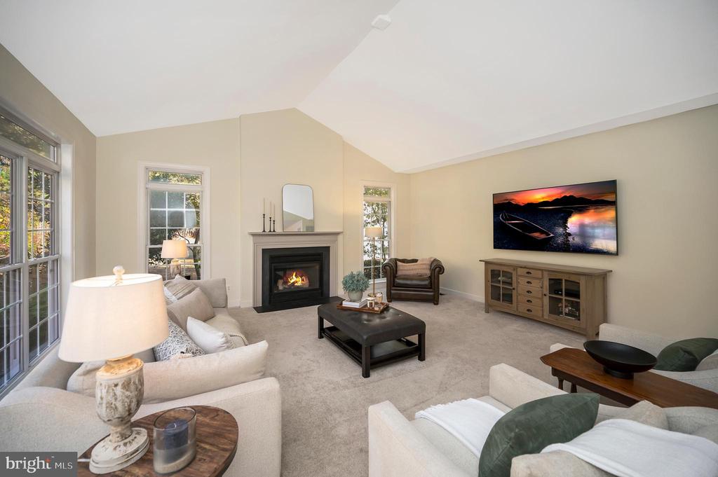 54 LIGHTFOOT DRIVE