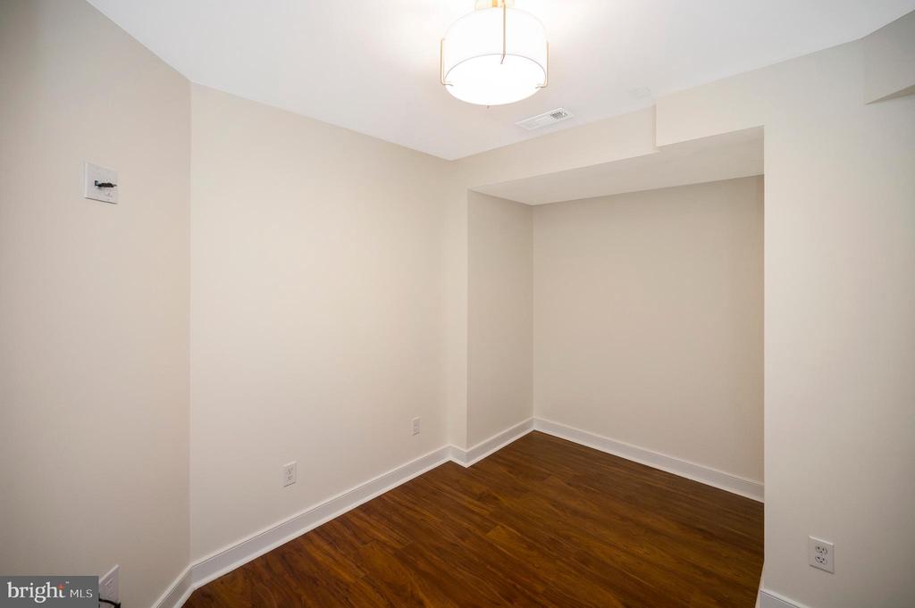 54 LIGHTFOOT DRIVE