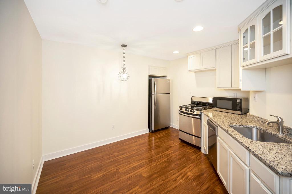 54 LIGHTFOOT DRIVE