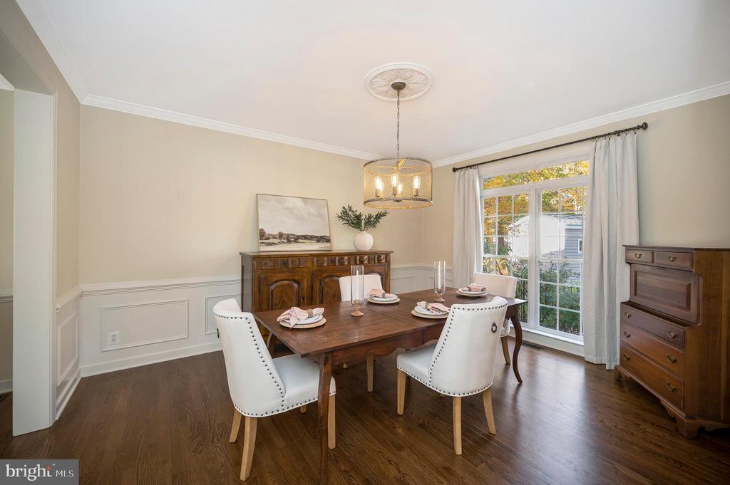 54 LIGHTFOOT DRIVE