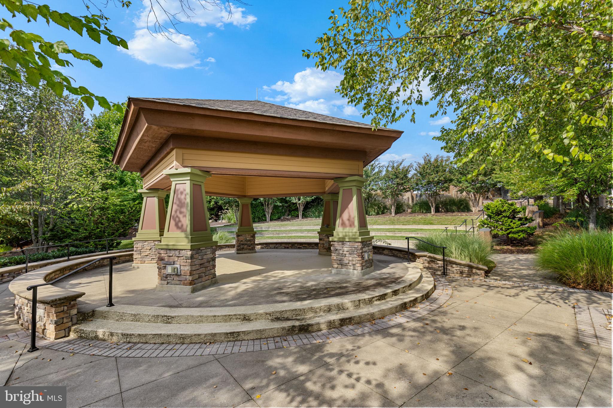 147 LONG POINT DRIVE