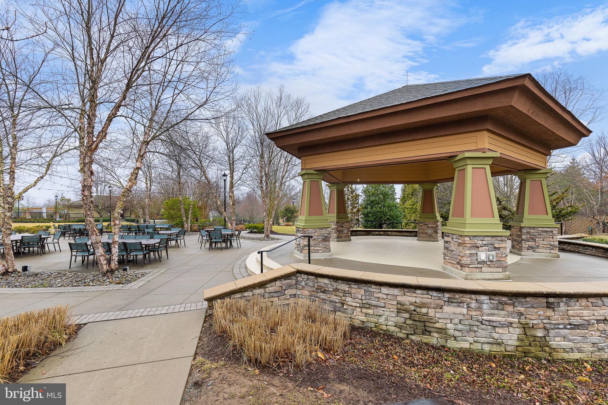 147 LONG POINT DRIVE