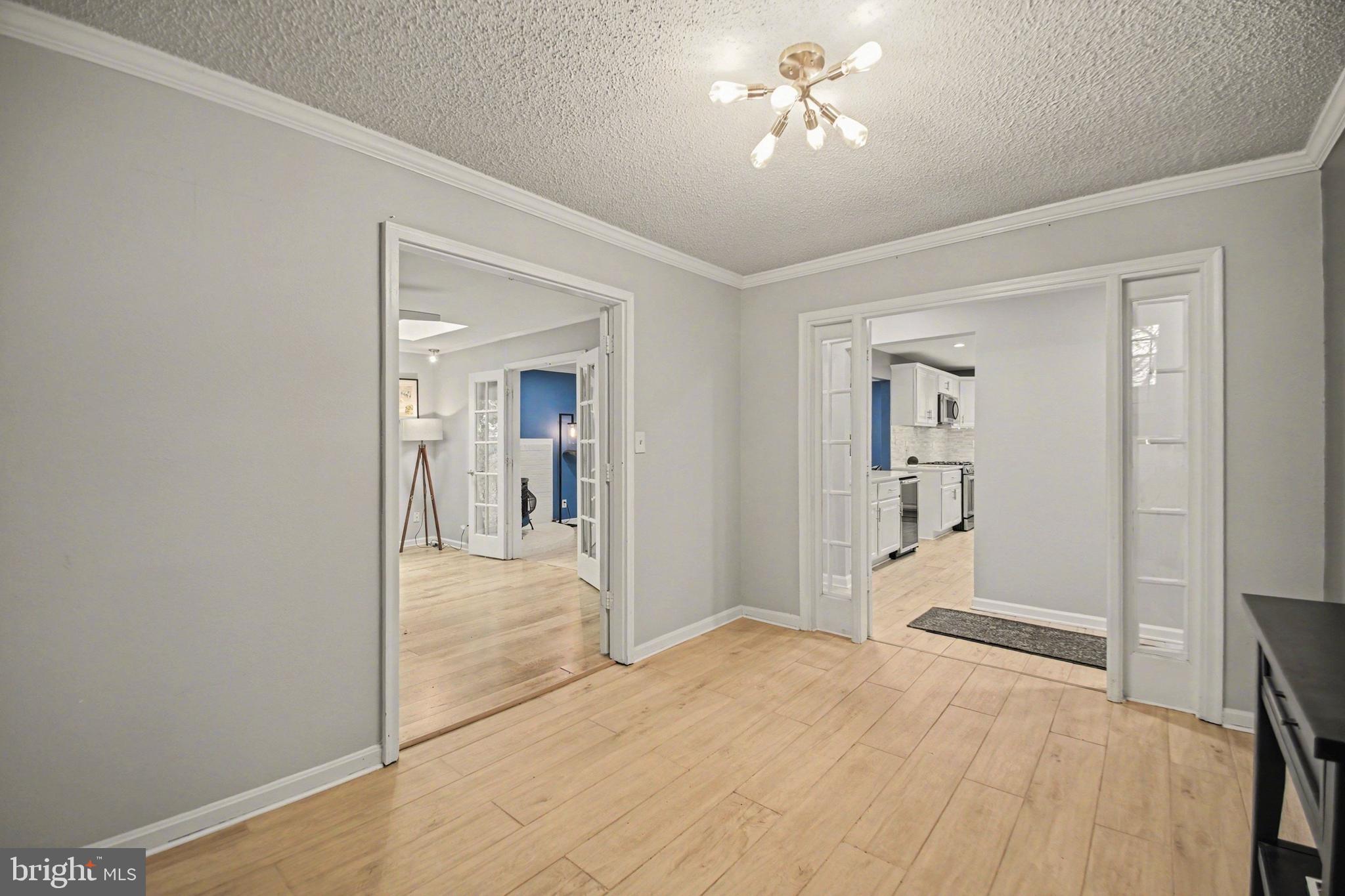 2030 VICTORIA DRIVE