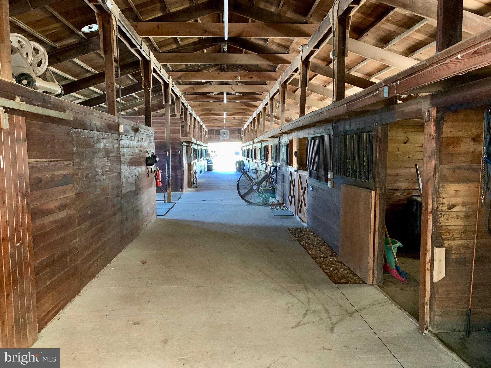 2030 VICTORIA DRIVE