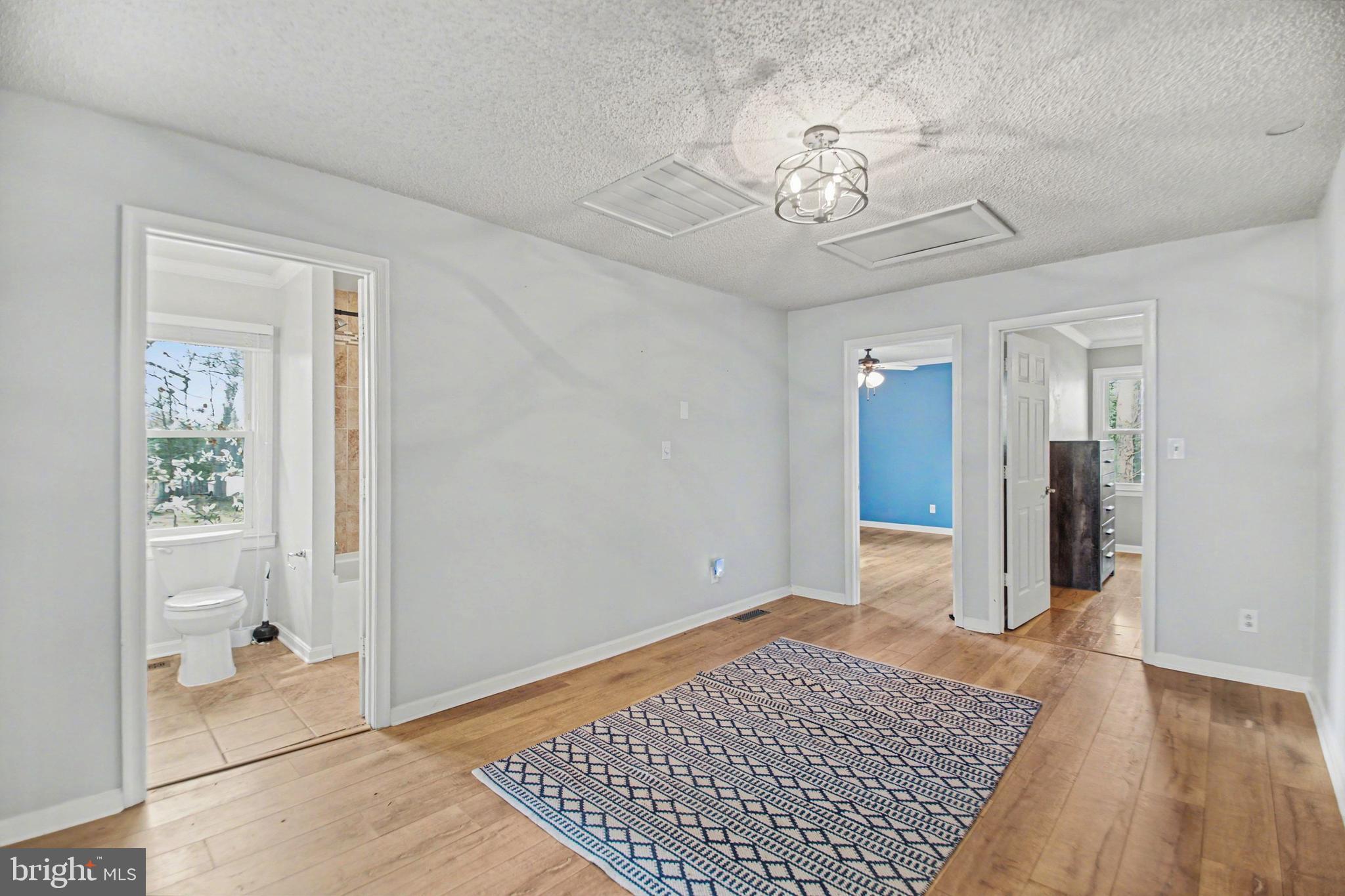 2030 VICTORIA DRIVE