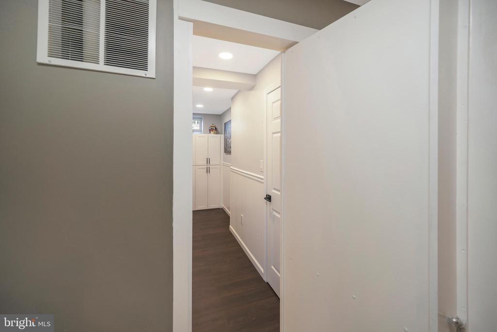 29 MONTGOMERY DRIVE