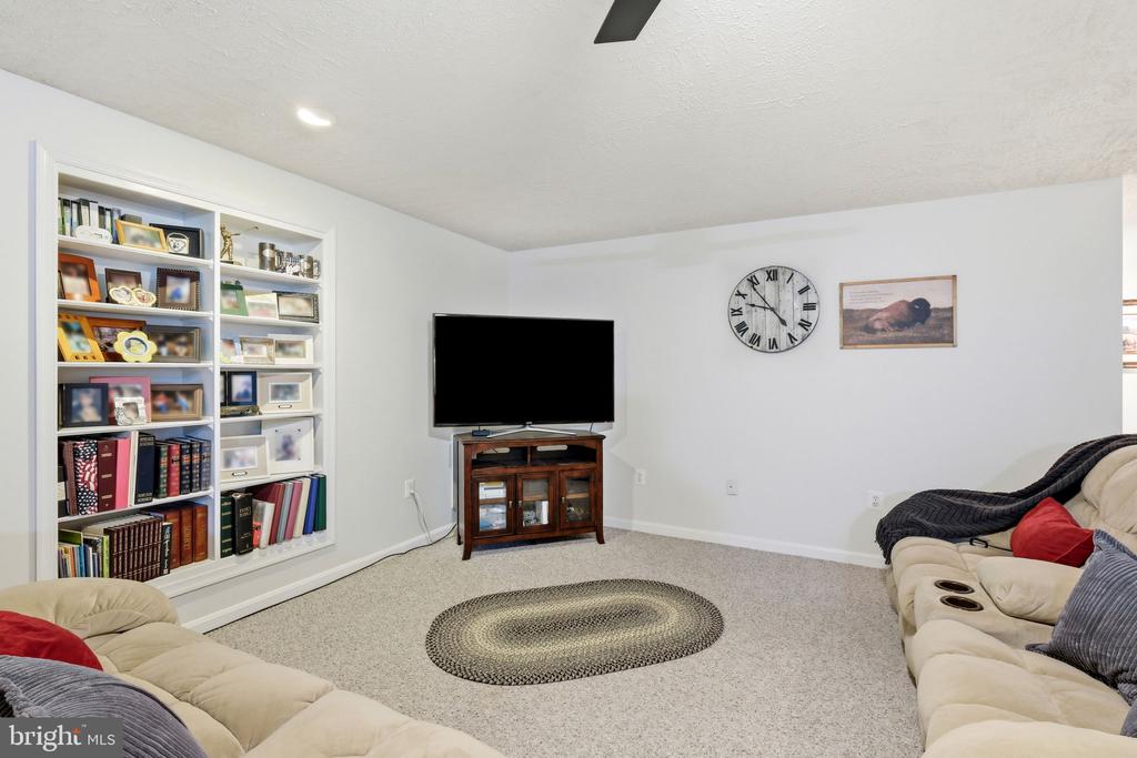 262 LONGWOOD DRIVE