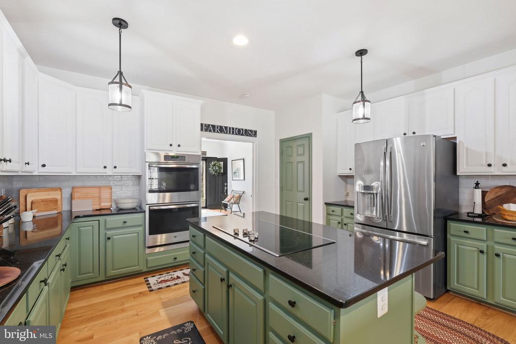 262 LONGWOOD DRIVE