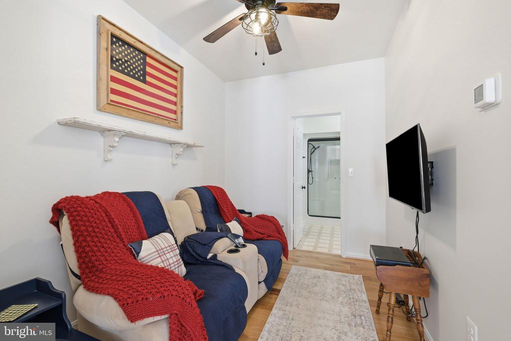 262 LONGWOOD DRIVE